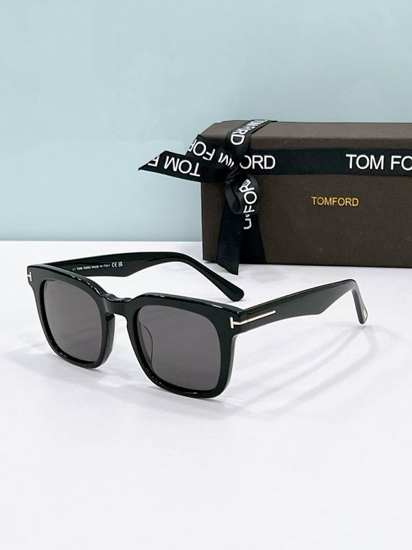TOM FORD Glasses sms (534)