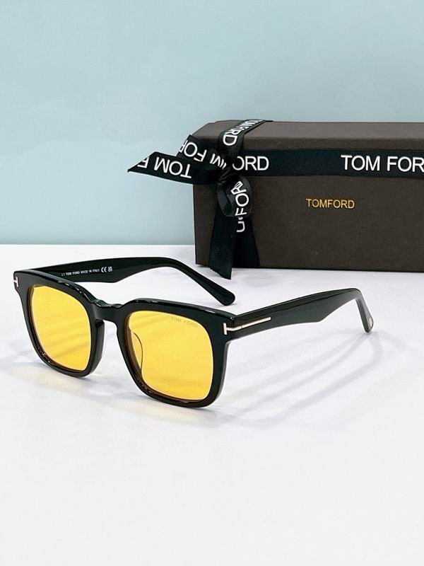 TOM FORD Glasses sms (536)