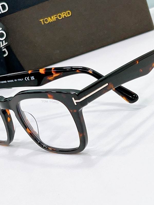 TOM FORD Glasses sms (547)