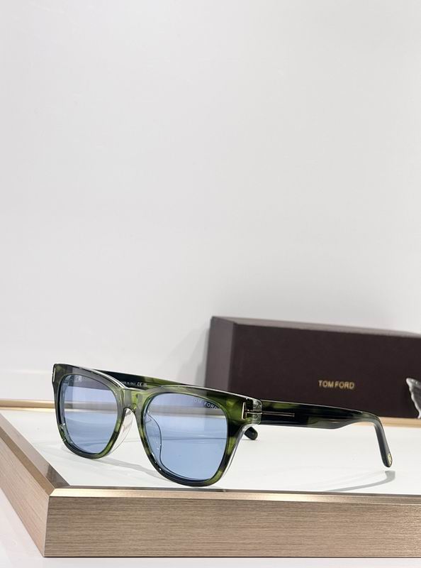 TOM FORD Glasses sms (567)