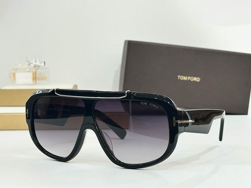 TOM FORD Glasses sms (572)