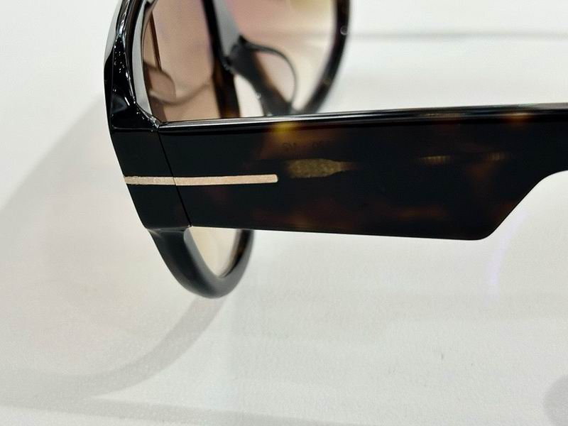 TOM FORD Glasses sms (577)