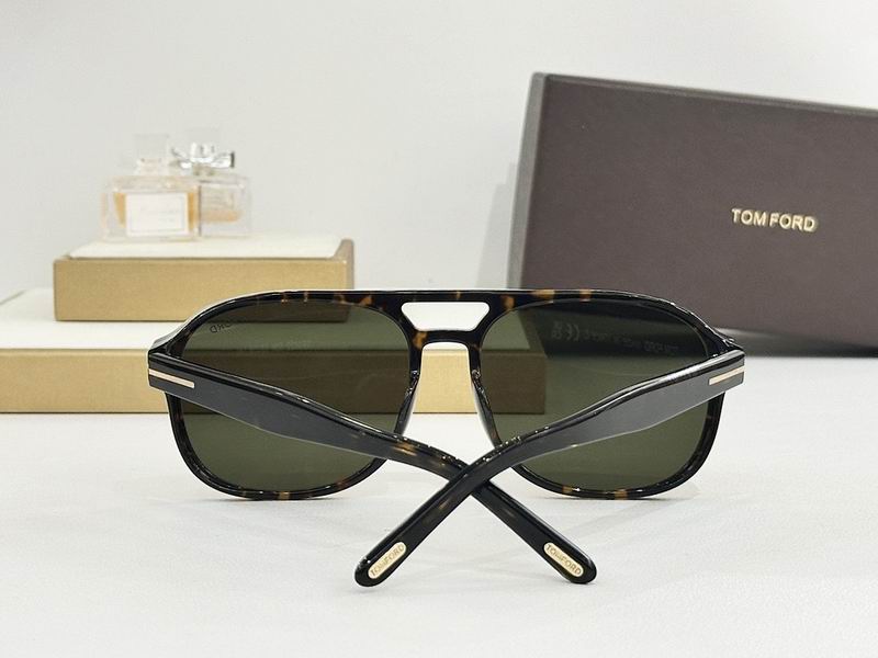 TOM FORD Glasses sms (589)