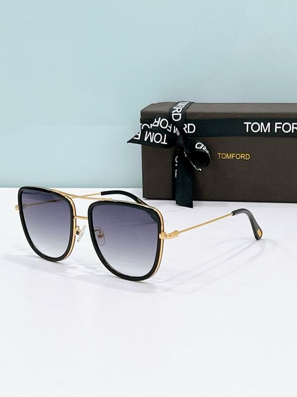 TOM FORD Glasses sms (614)