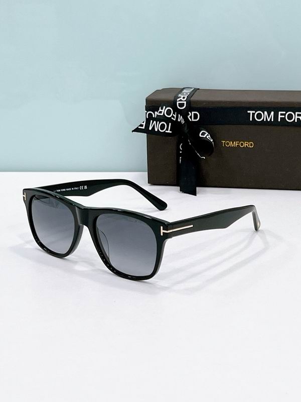 TOM FORD Glasses sms (623)