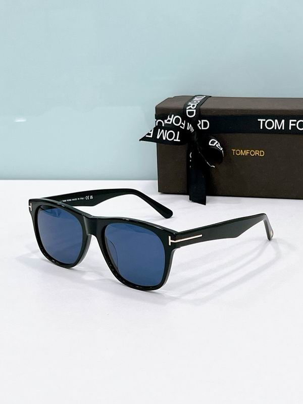 TOM FORD Glasses sms (625)