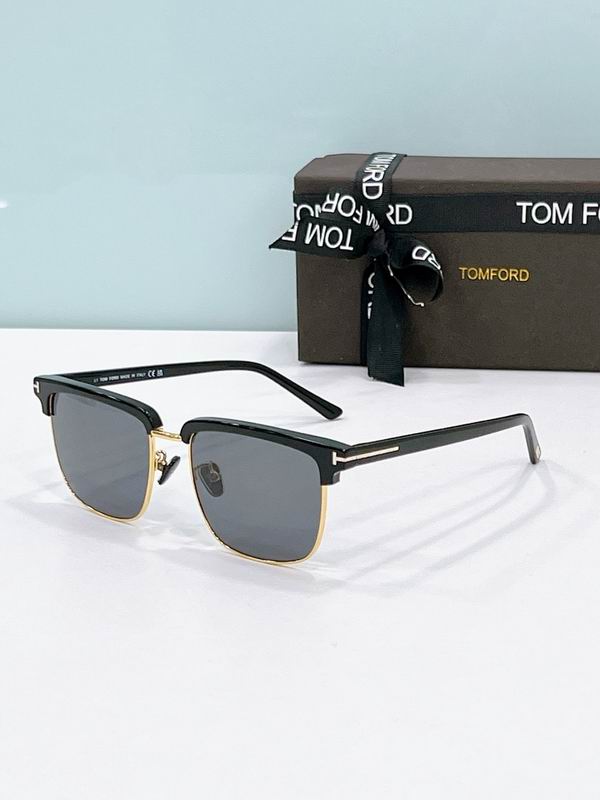 TOM FORD Glasses sms (628)