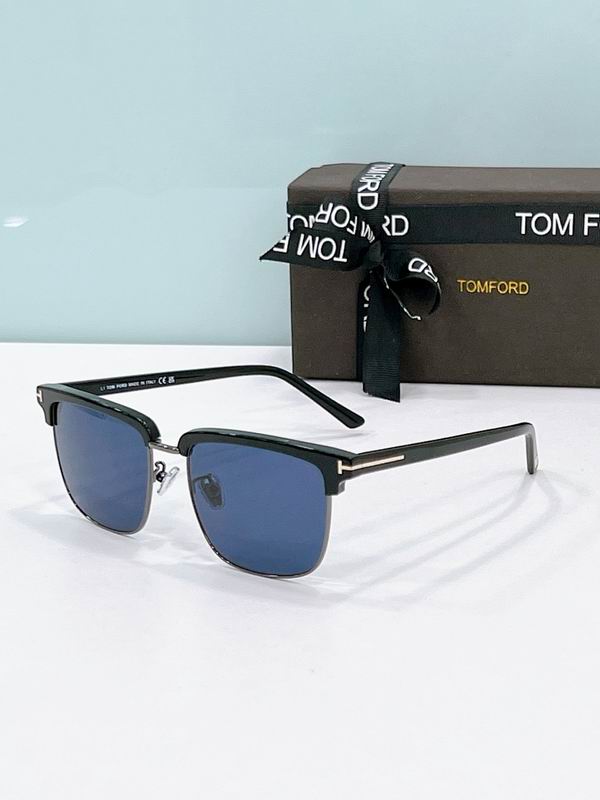 TOM FORD Glasses sms (633)