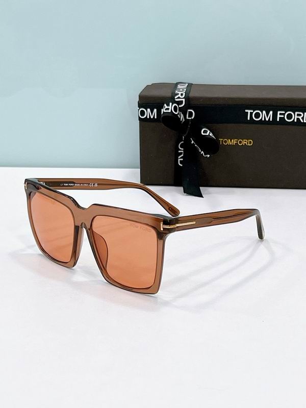 TOM FORD Glasses sms (637)