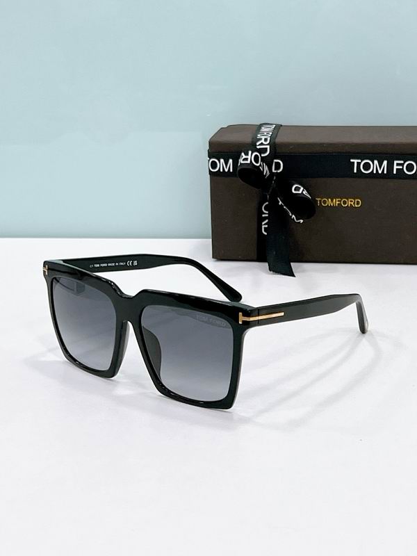 TOM FORD Glasses sms (642)
