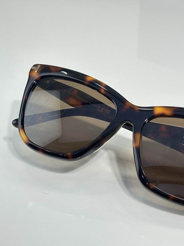 TOM FORD Glasses sms (650)