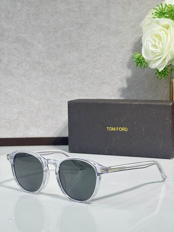 TOM FORD Glasses sms (657)