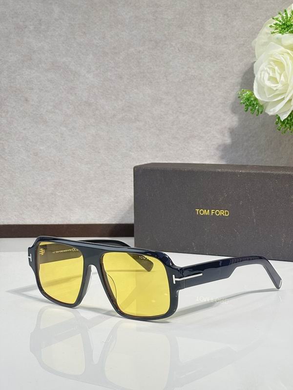 TOM FORD Glasses sms (667)