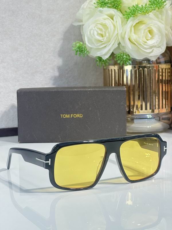 TOM FORD Glasses sms (668)