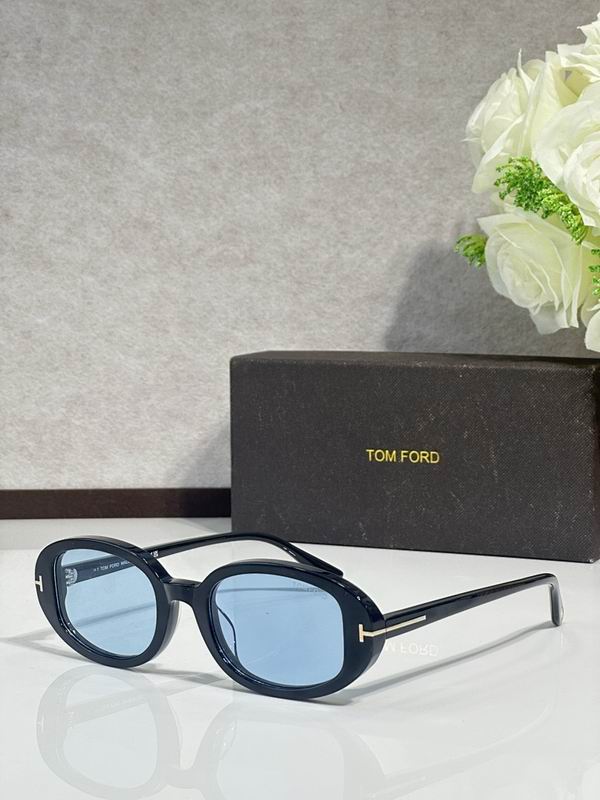 TOM FORD Glasses sms (677)