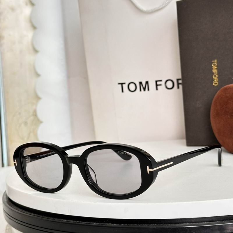 TOM FORD Glasses sms (689)