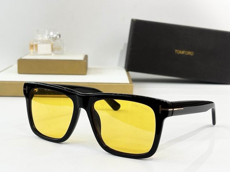 TOM FORD Glasses sms (691)