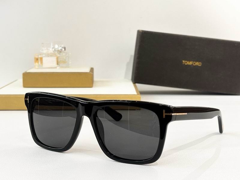 TOM FORD Glasses sms (695)