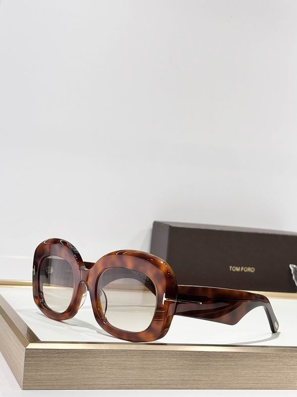 TOM FORD Glasses sms (721)