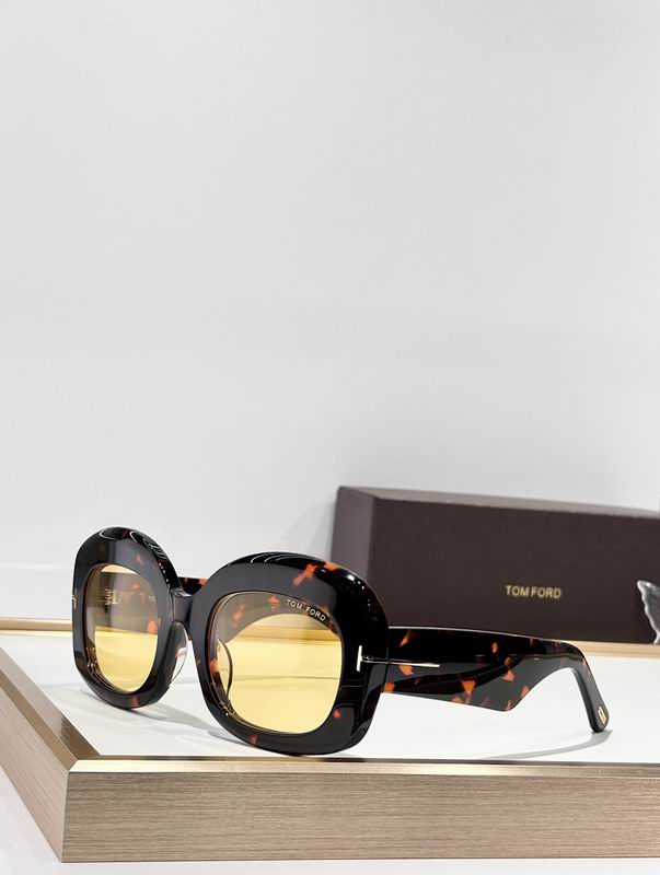 TOM FORD Glasses sms (722)