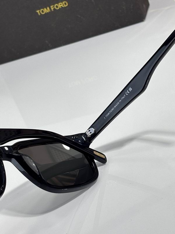 TOM FORD Glasses sms (749)