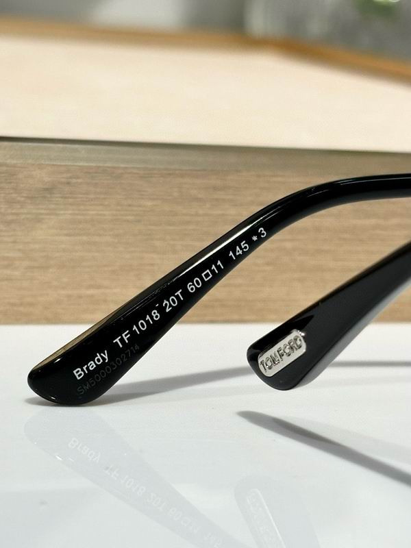 TOM FORD Glasses sms (811)