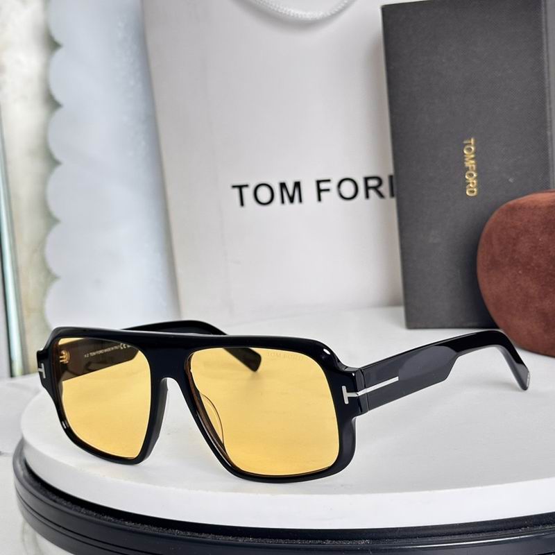TOM FORD Glasses sms (818)