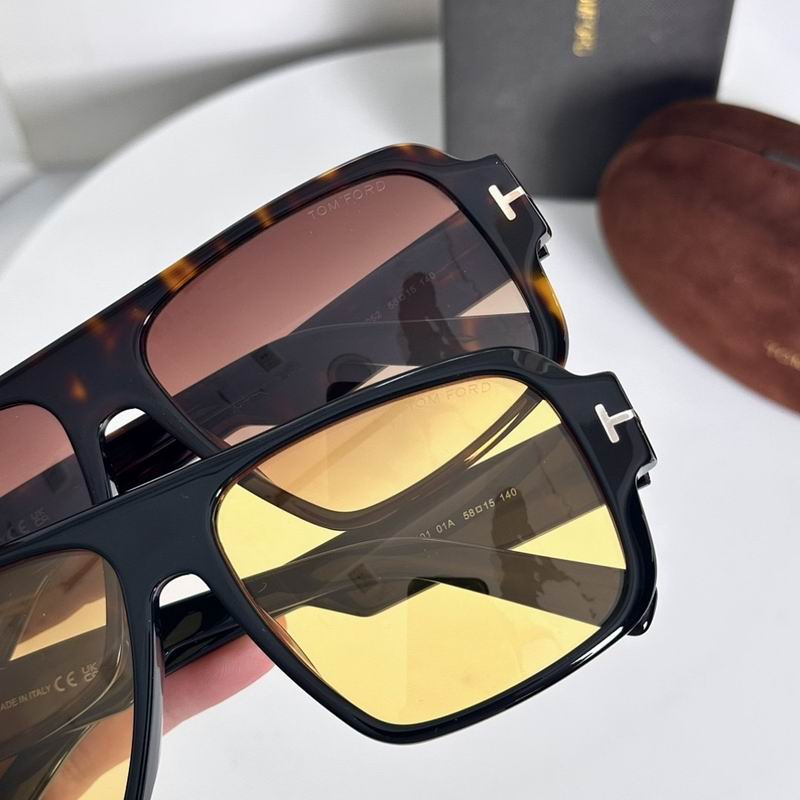 TOM FORD Glasses sms (819)