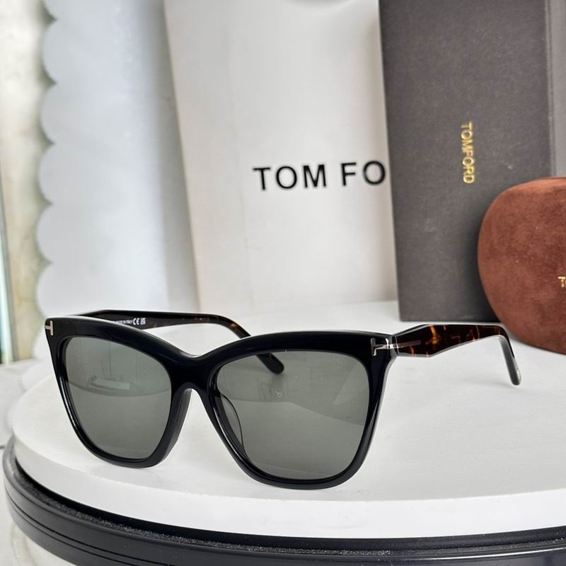 TOM FORD Glasses sms (834)