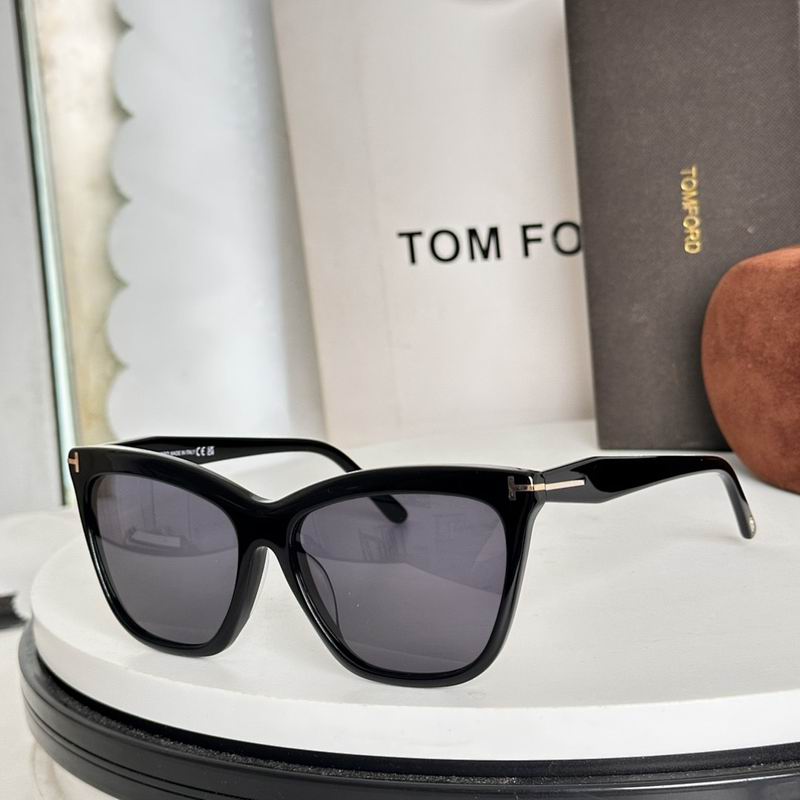 TOM FORD Glasses sms (838)