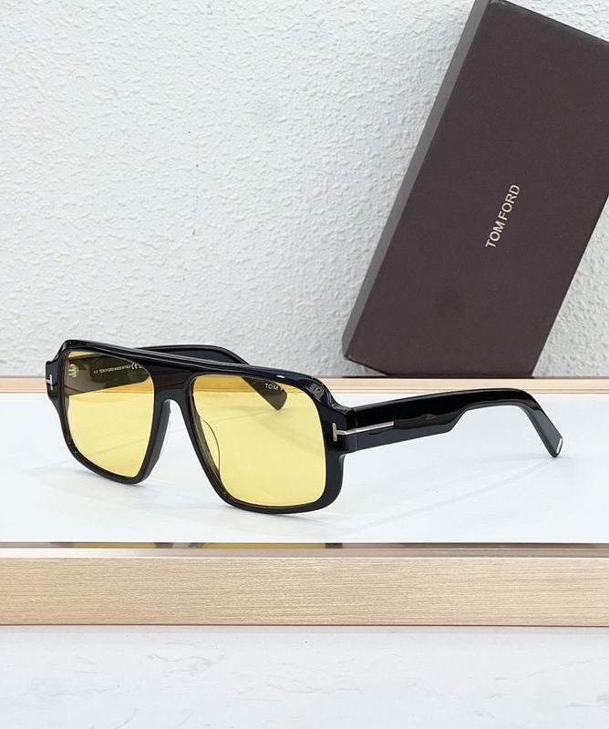 TOM FORD Glasses sms (865)