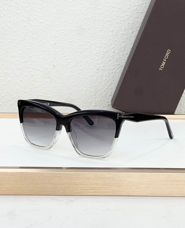 TOM FORD Glasses sms (869)
