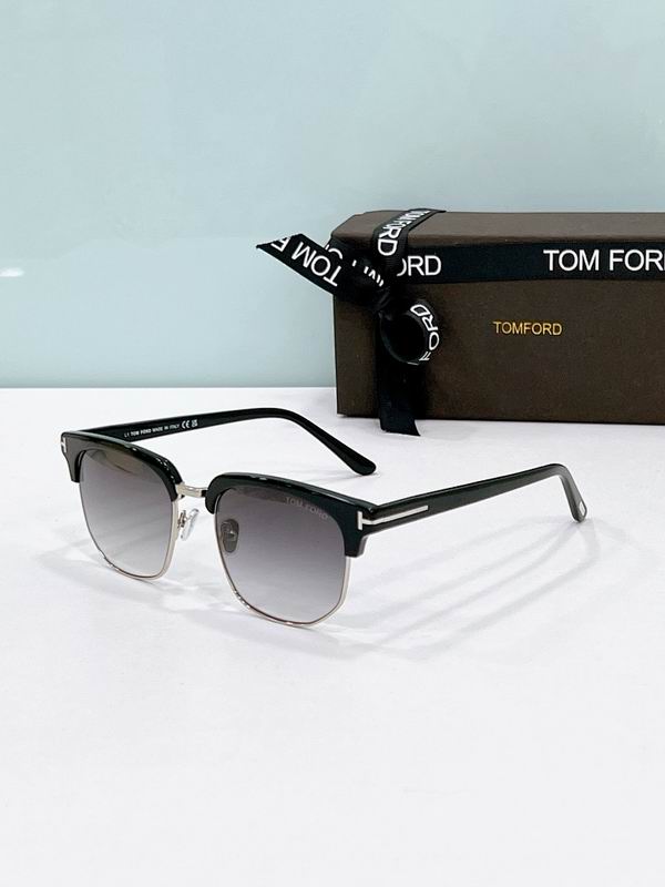 TOM FORD Glasses sms (885)