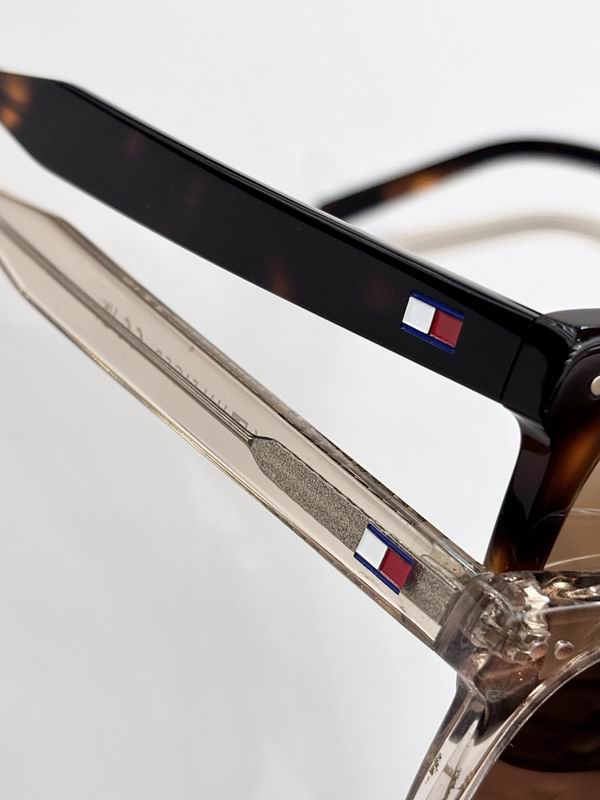 Tommy Glasses sms (18)