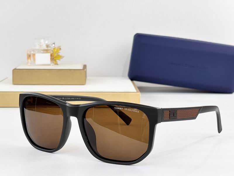 Tommy Glasses sms (25)