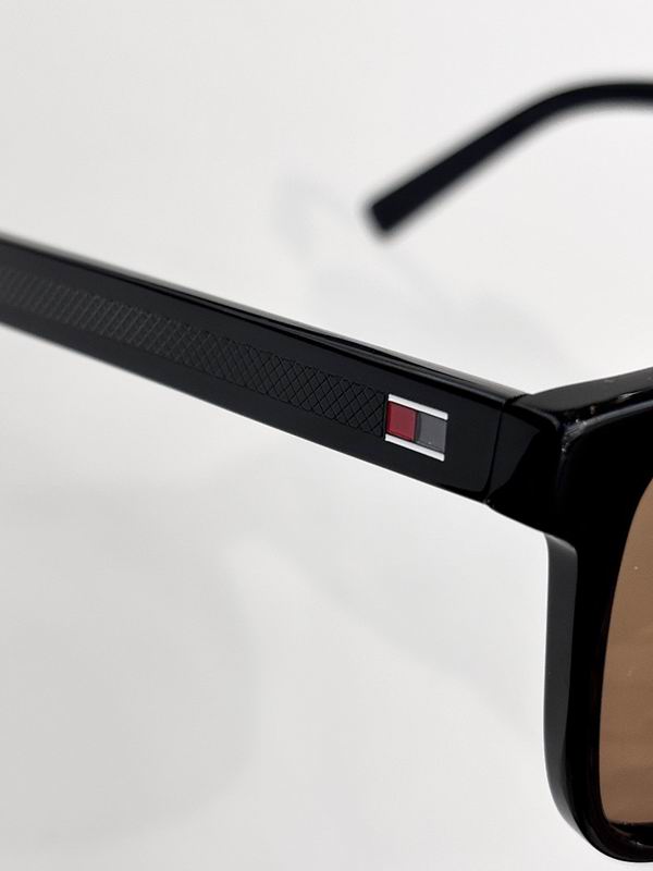 Tommy Glasses sms (9)