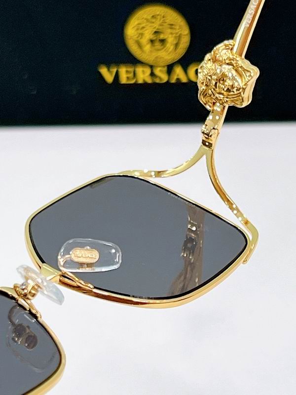 VERSACE  Glasses sms (472)