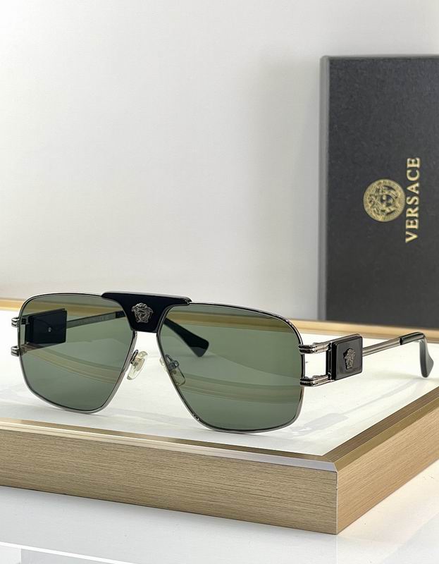 VERSACE  Glasses sms (722)