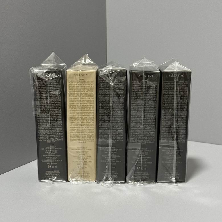 Valentino 15x15ml   (5)