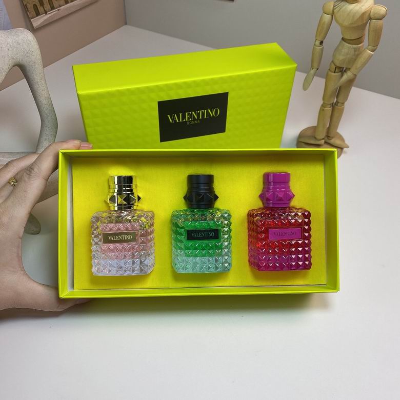 Valentino 3x30ml   (7)