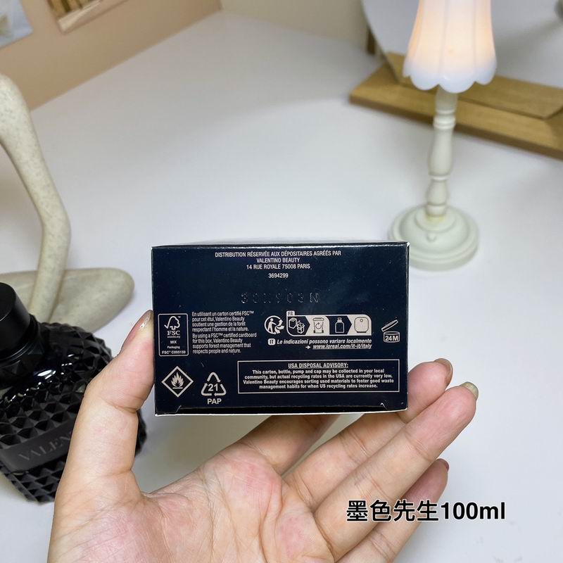 Valentino man 100ml (2)