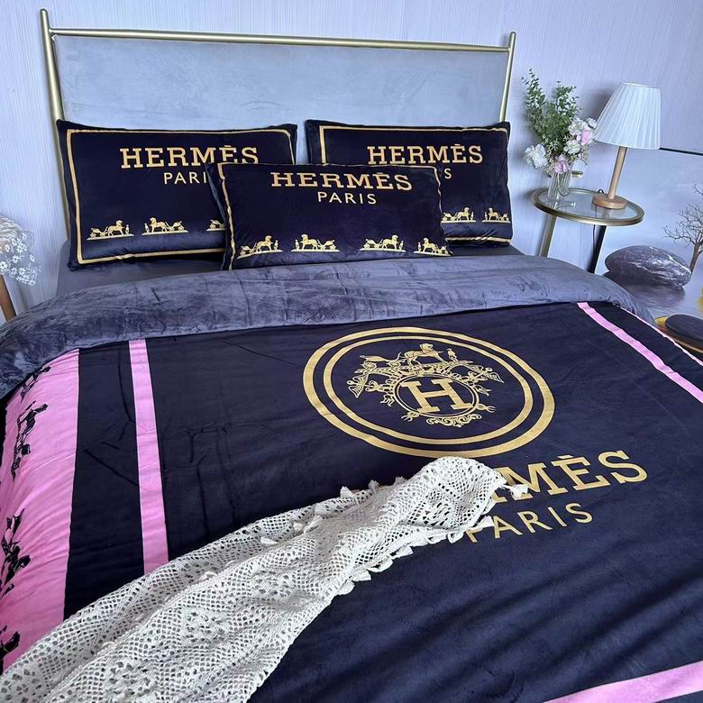 Versace  2.0x2.3m    (6)