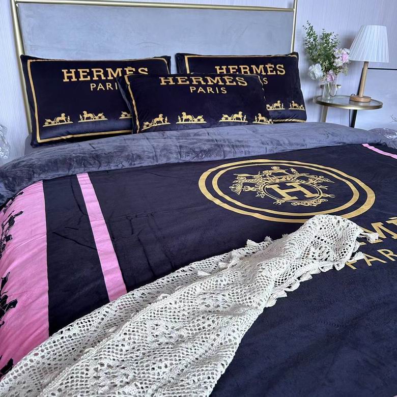 Versace  2.0x2.3m    (8)