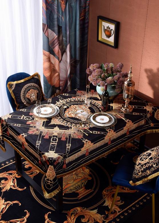 Versace 1.5x1.5m 1.5x2 (1)