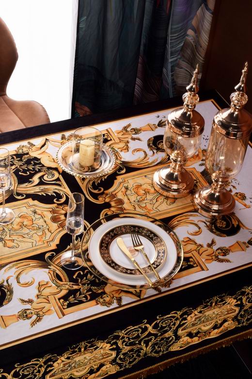 Versace 1.5x1.5m 1.5x2 (4)