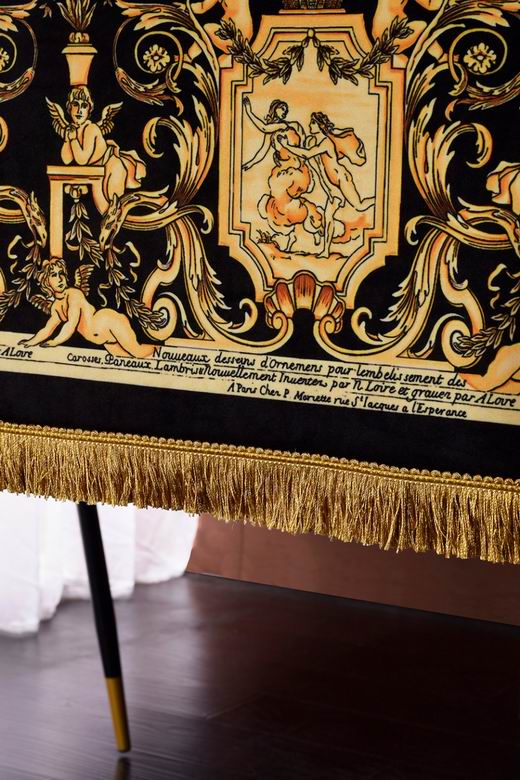 Versace 1.5x1.5m 1.5x2 (5)