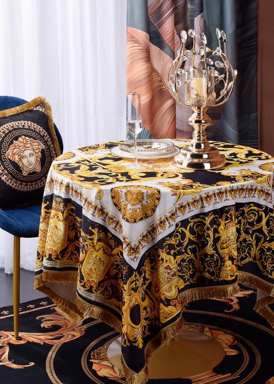 Versace 1.5x1.5m 1.5x2 (5)