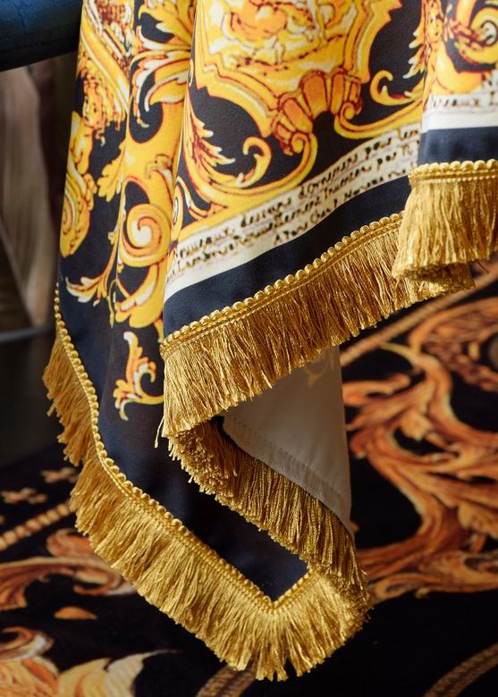 Versace 1.5x1.5m 1.5x2 (8)