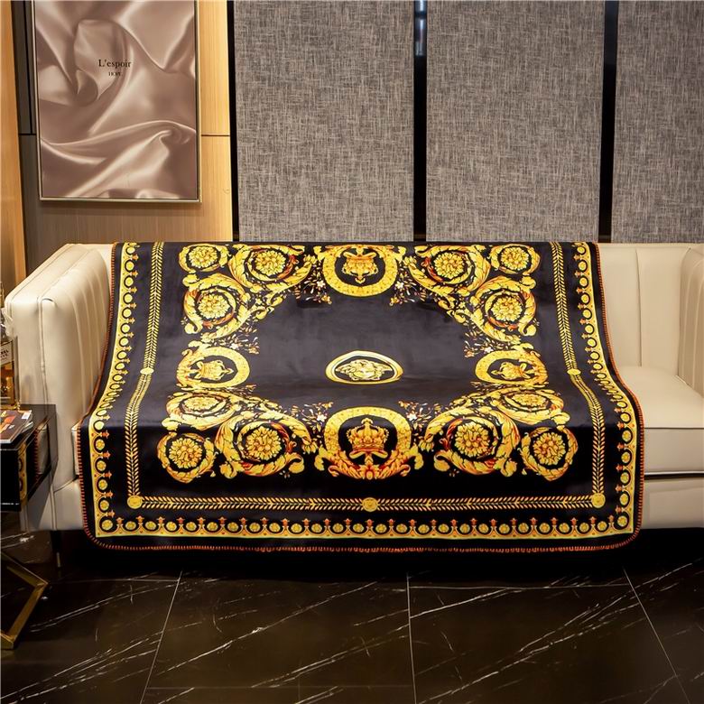 Versace 1.5x1.5m 1.5x2.0m 2.0x2.3m  (1)