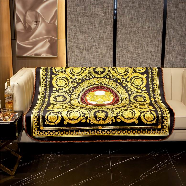 Versace 1.5x1.5m 1.5x2.0m 2.0x2.3m  (2)